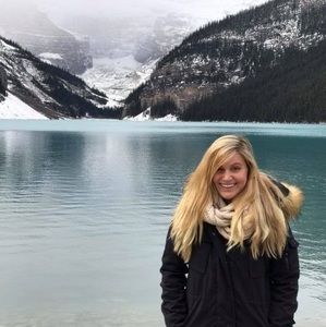 Meet your Posher, Taylor raine